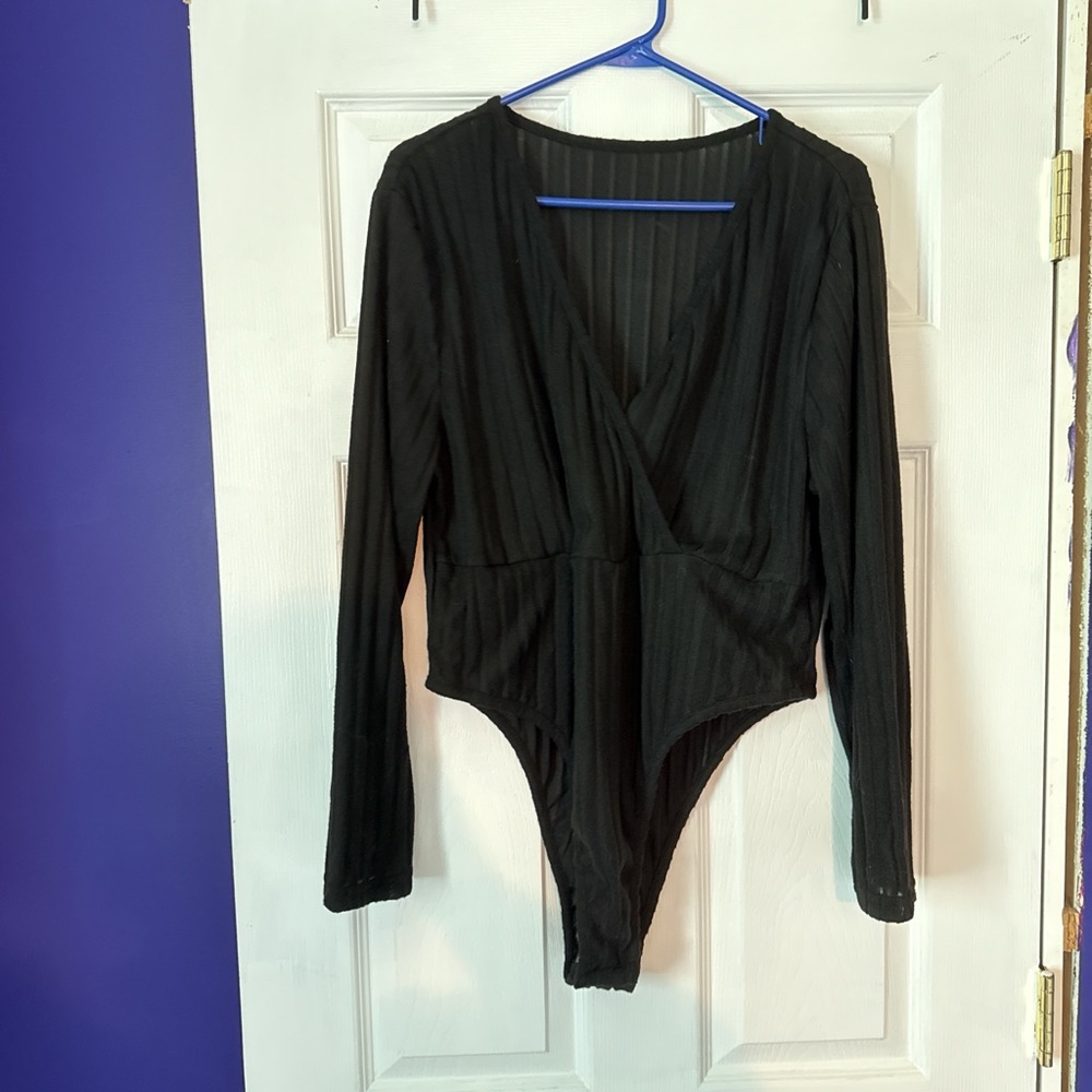 SHEIN Elegant Black Ribbed Bodysuit